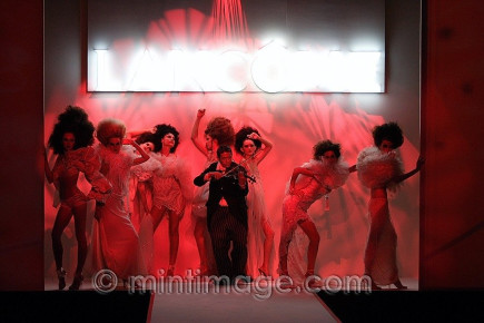 CANON-Canon-EOS-1D-Mark-II-000028727672-11.04.2006-22_41_32