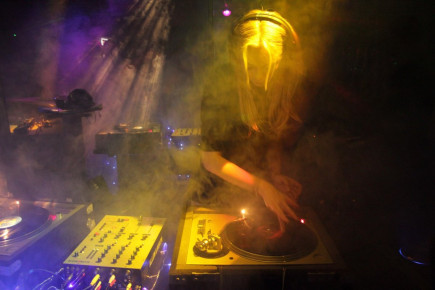 HEY!LEN -Yelena Yegorova