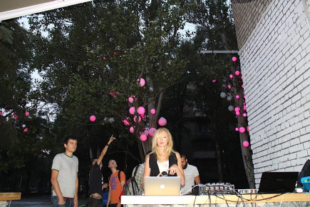 SUMMER MELODIES FEST - PRAVDA pre PARTY